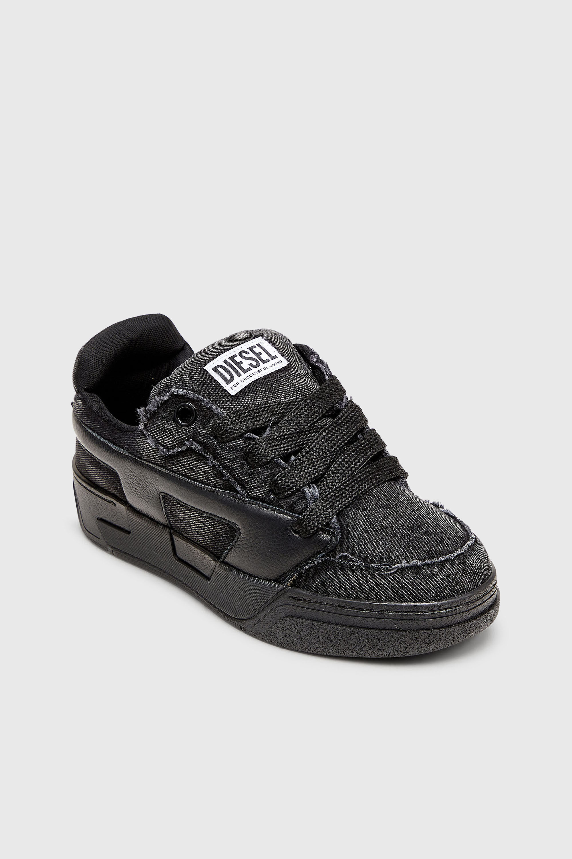 Diesel - S-D-OLLIE LOW, Man's S-D-Ollie - Sneakers in frayed denim e leather in Black - 6