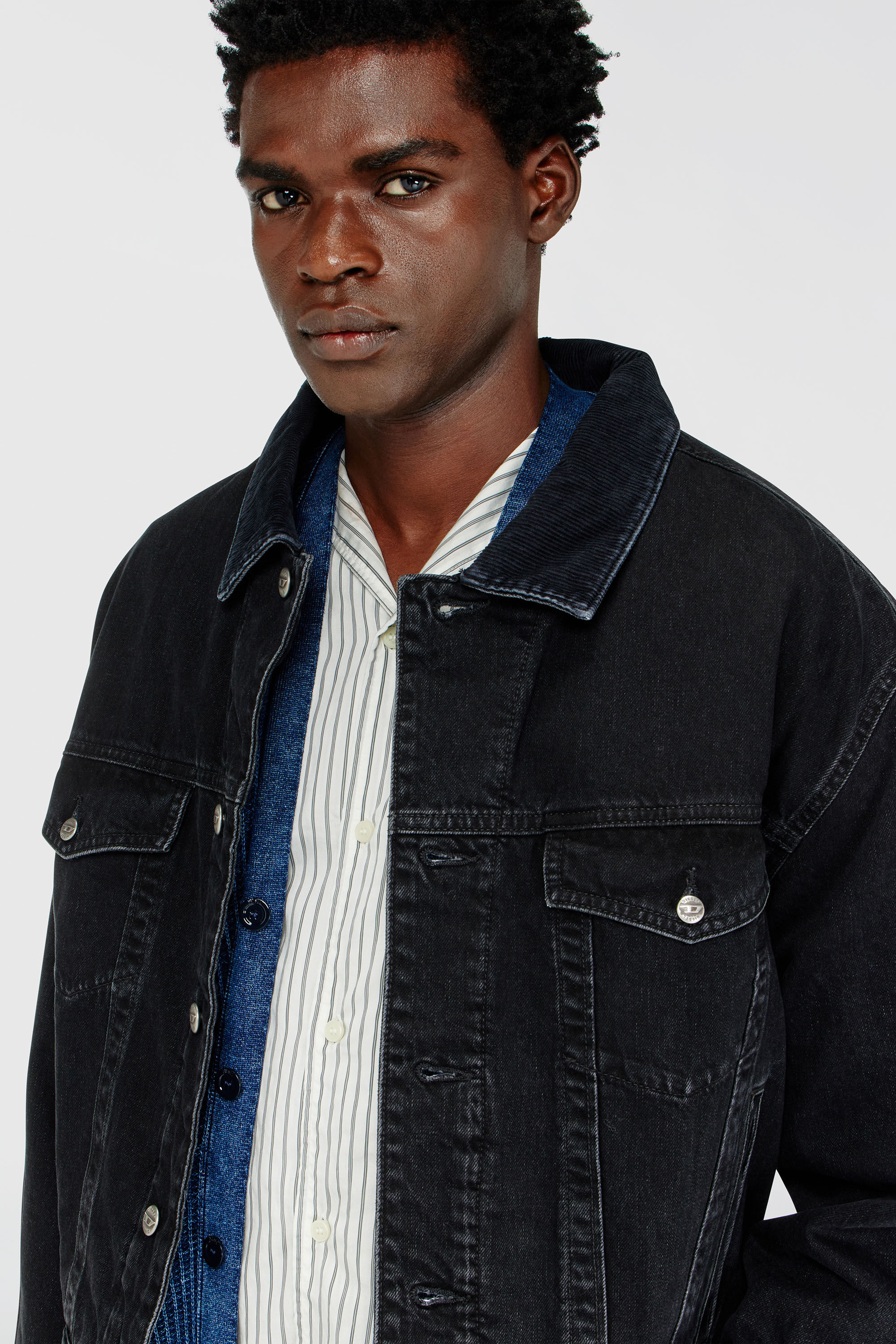 Diesel - D-RANGER-T, Unisex's Padded trucker jacket in denim in Black - 5