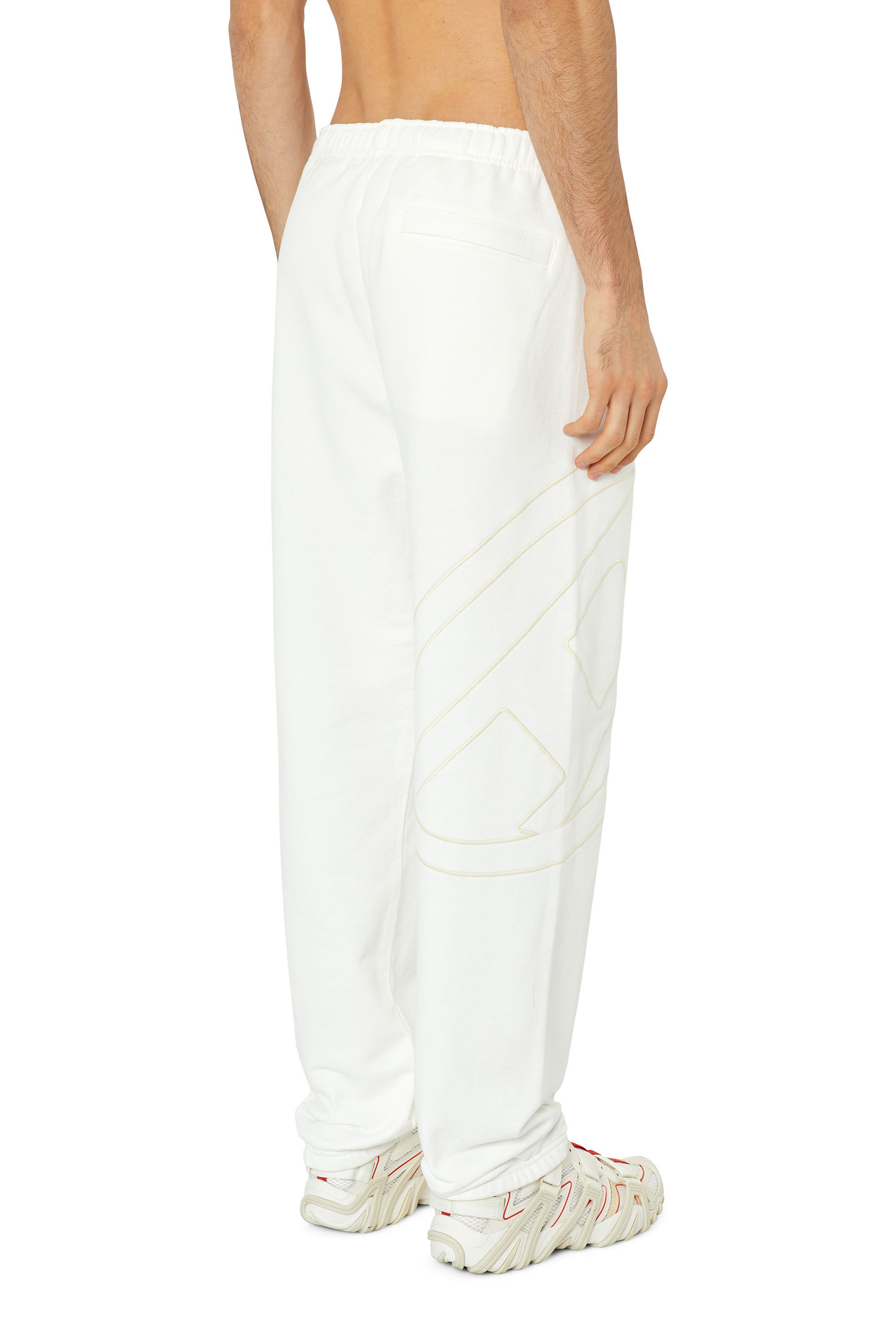 Diesel - P-MARKY-MEGOVAL, Man Sweatpants with maxi D logo in White - Image 4