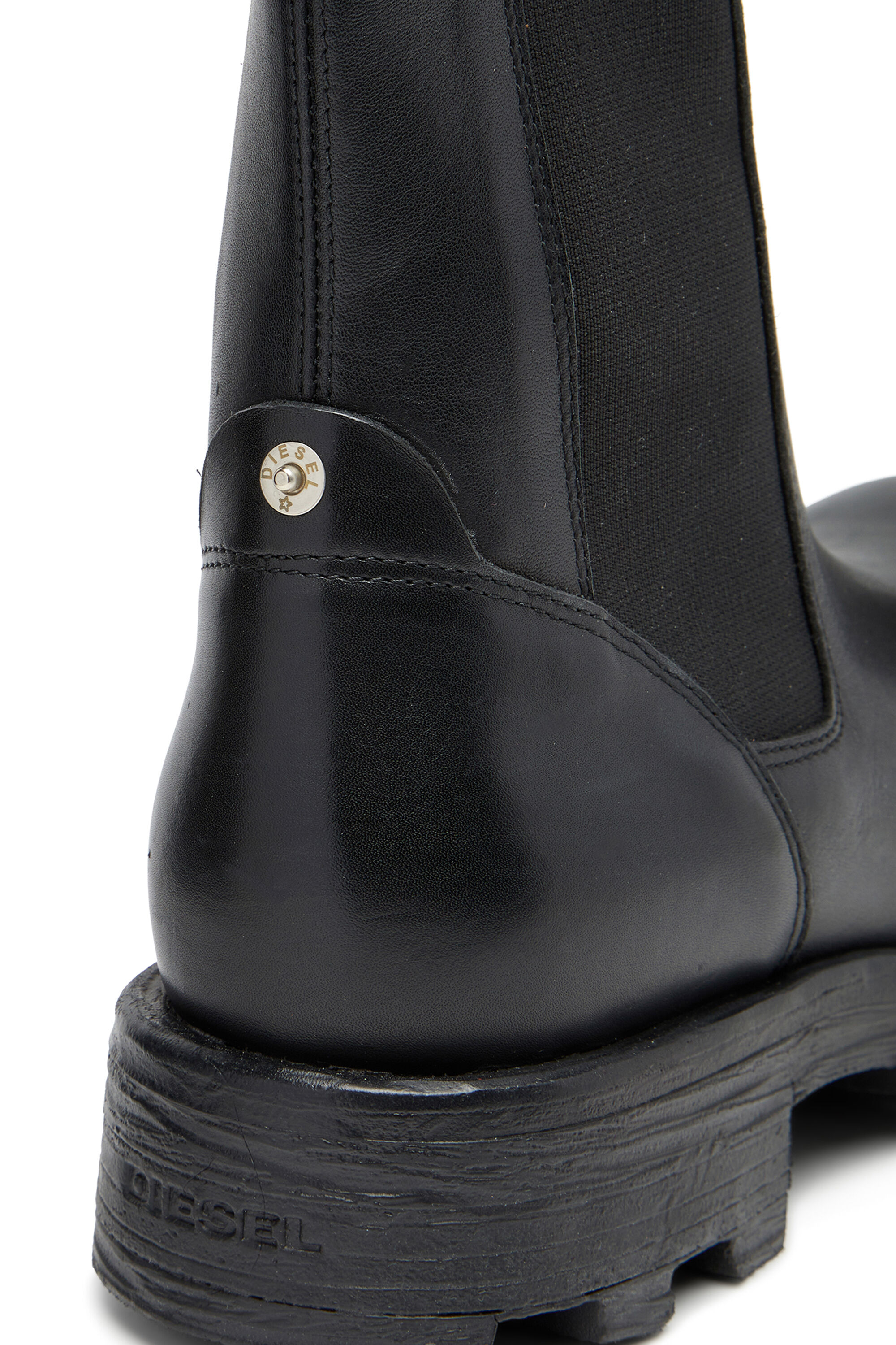 Diesel - D-HAMMER CH W, Woman D-Hammer-Leather boots with lug sole in Black - Image 4