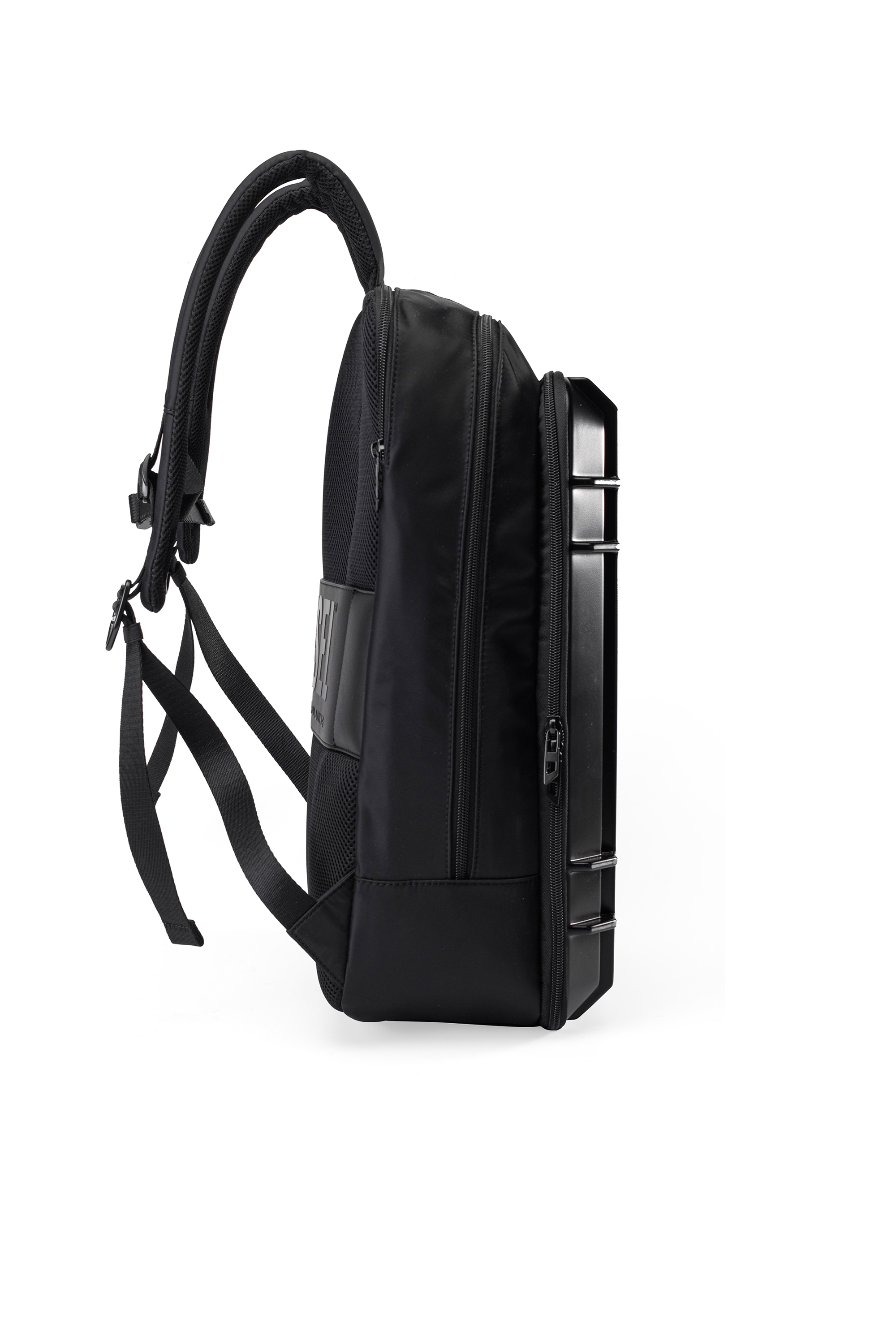 Diesel - DIESEL PC STRONG IMAGE BACKPACK- DSB005, Unisex's Rugged travel backpack in Black - 3
