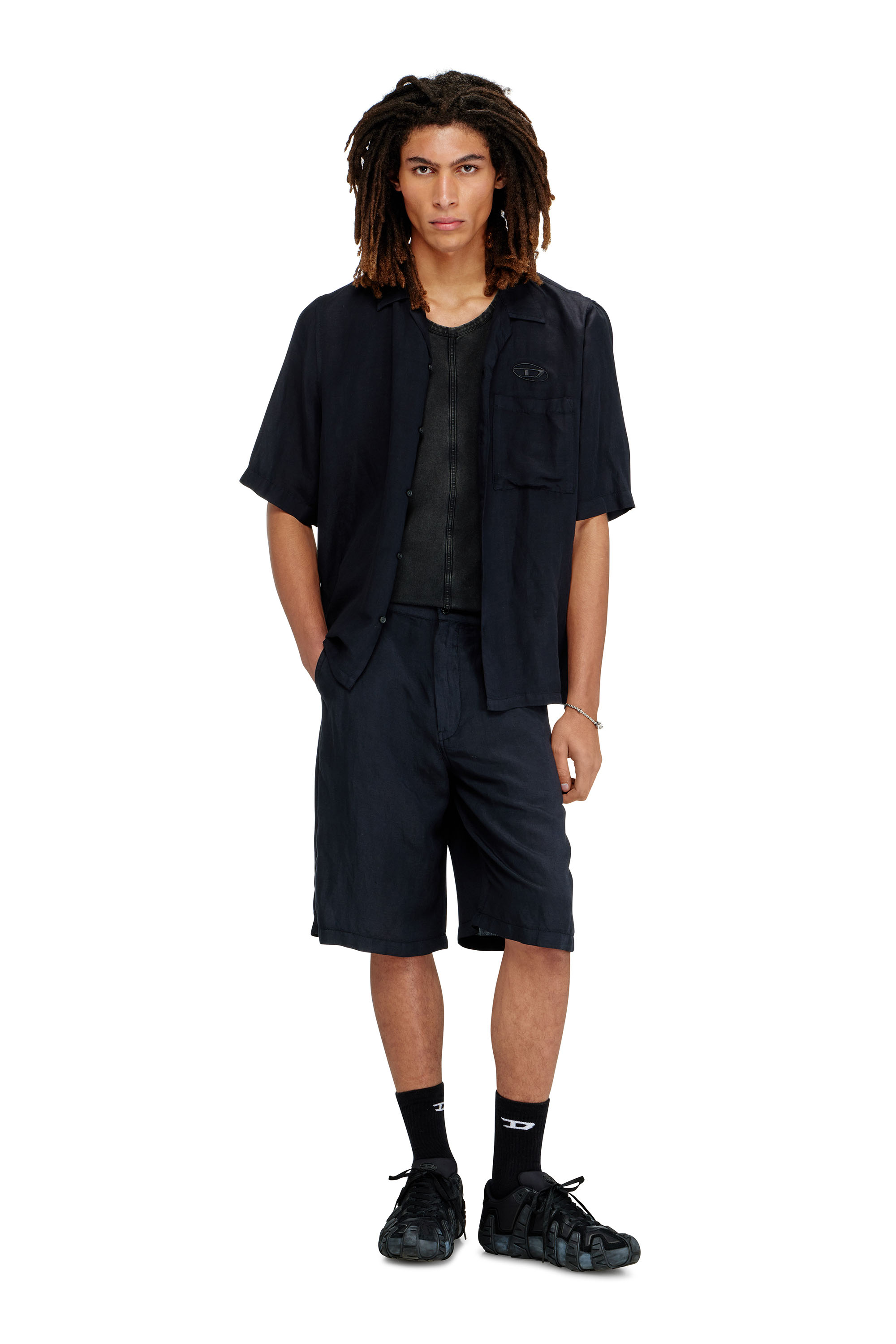 Diesel - P-HANT-CHINO-SHORT-PGBS, Man's Bermuda shorts in garment-dye linen blend in Black - 1