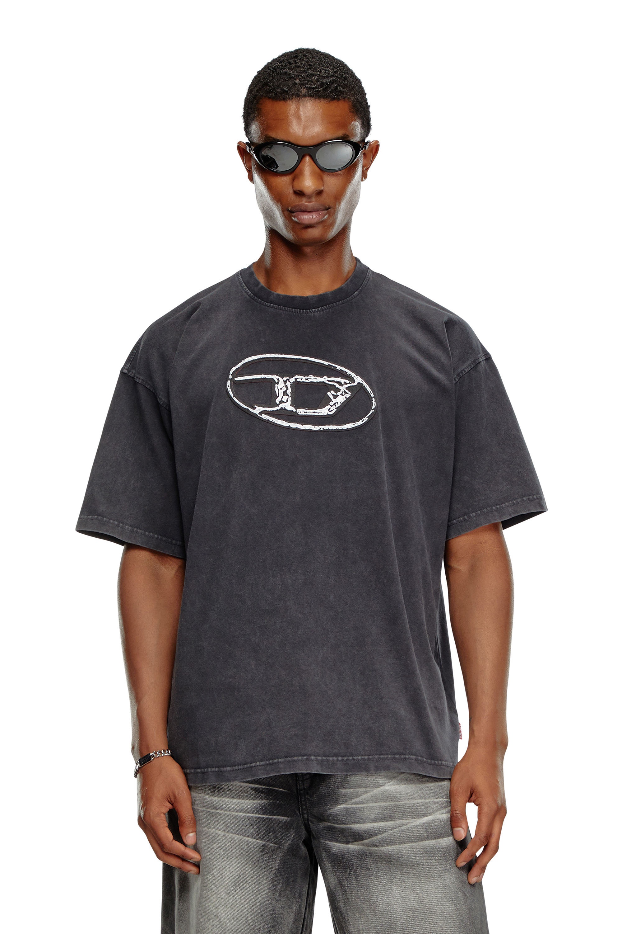 Diesel - T-BOXT-Q22, Man Faded T-shirt with Oval D print in Black - Image 1