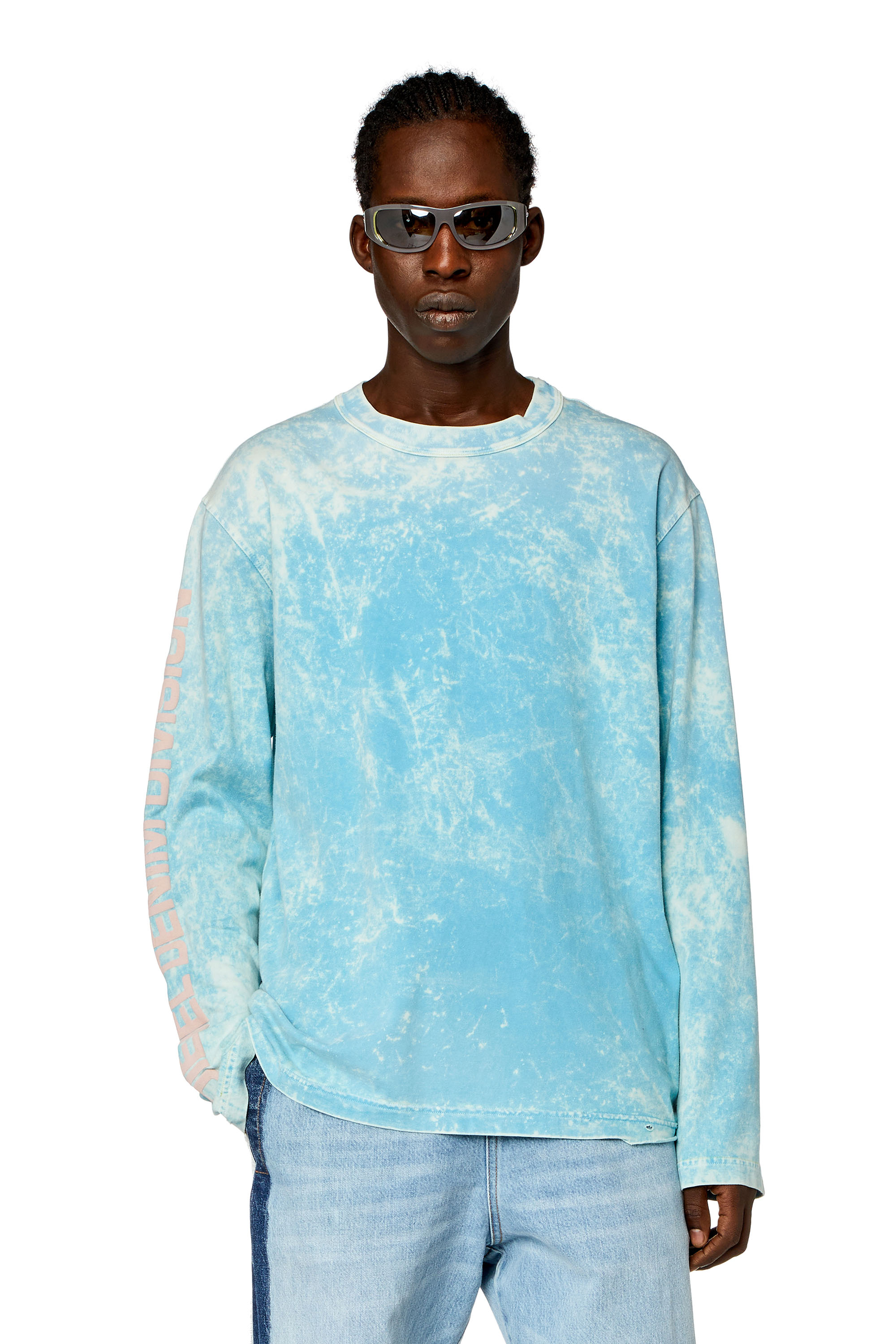 Diesel - T-CRANE-LS-N1, Man Acid-wash long-sleeve T-shirt in Blue - Image 1