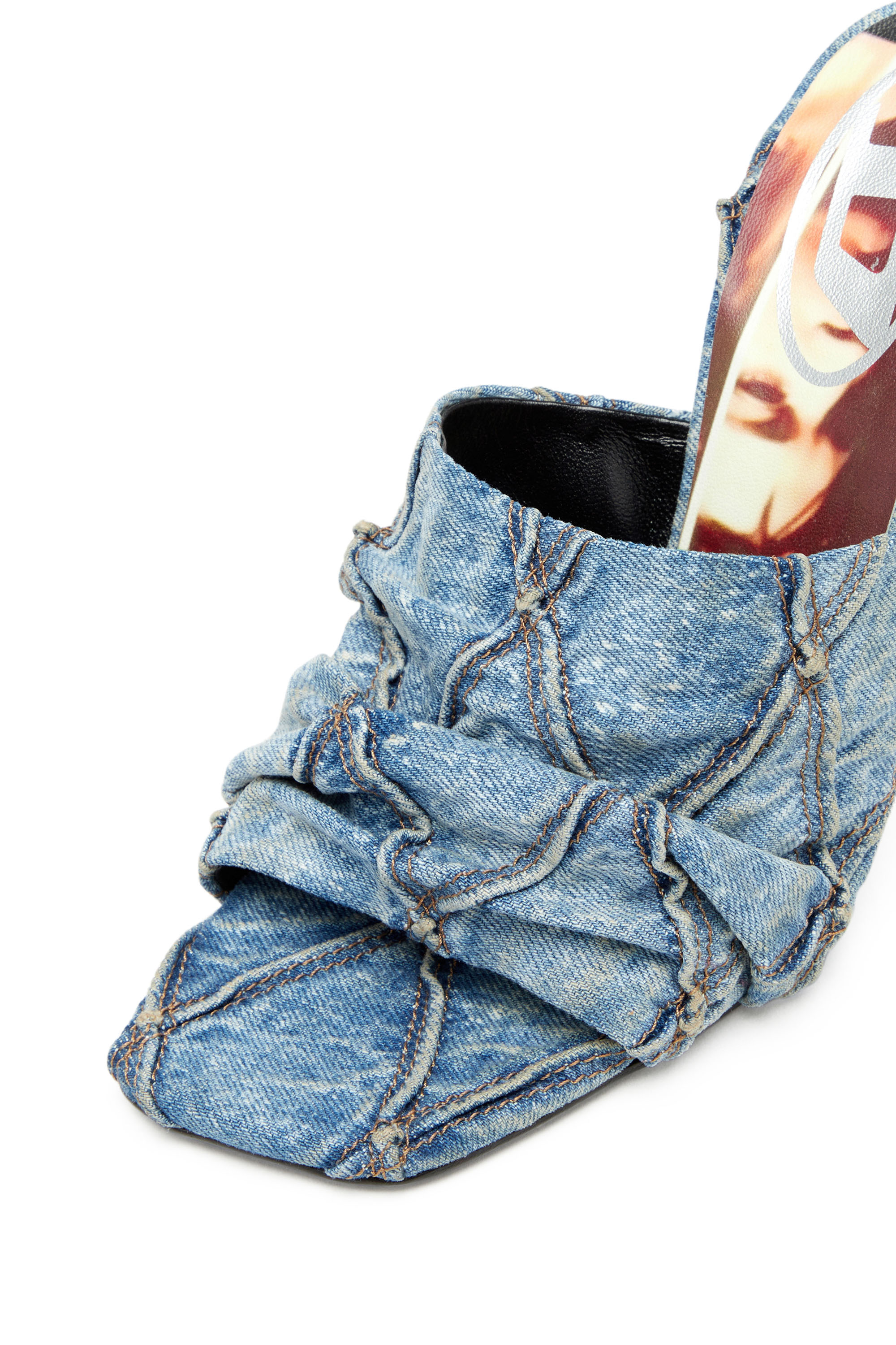 Diesel - D-SYDNEY SDL, Woman D-Sydney-Mule sandals with quilted denim band in Blue - Image 5