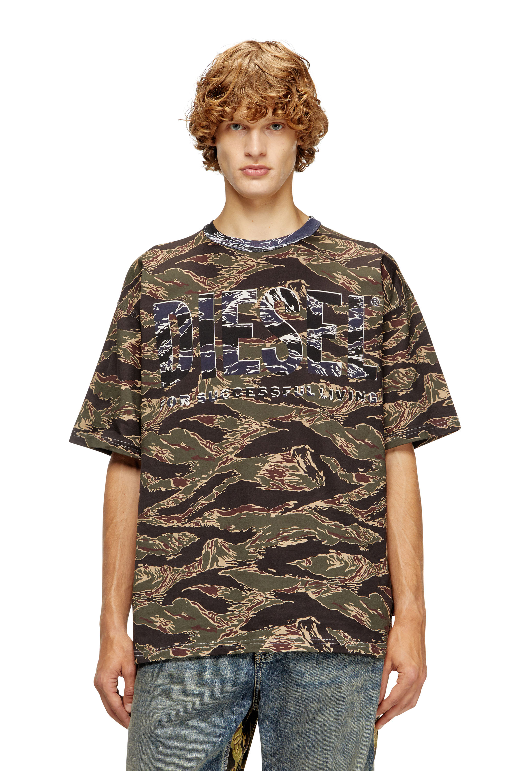 Diesel - T-BOXT-T22, Man's Camo T-shirt with camo logo in Military Green - 3
