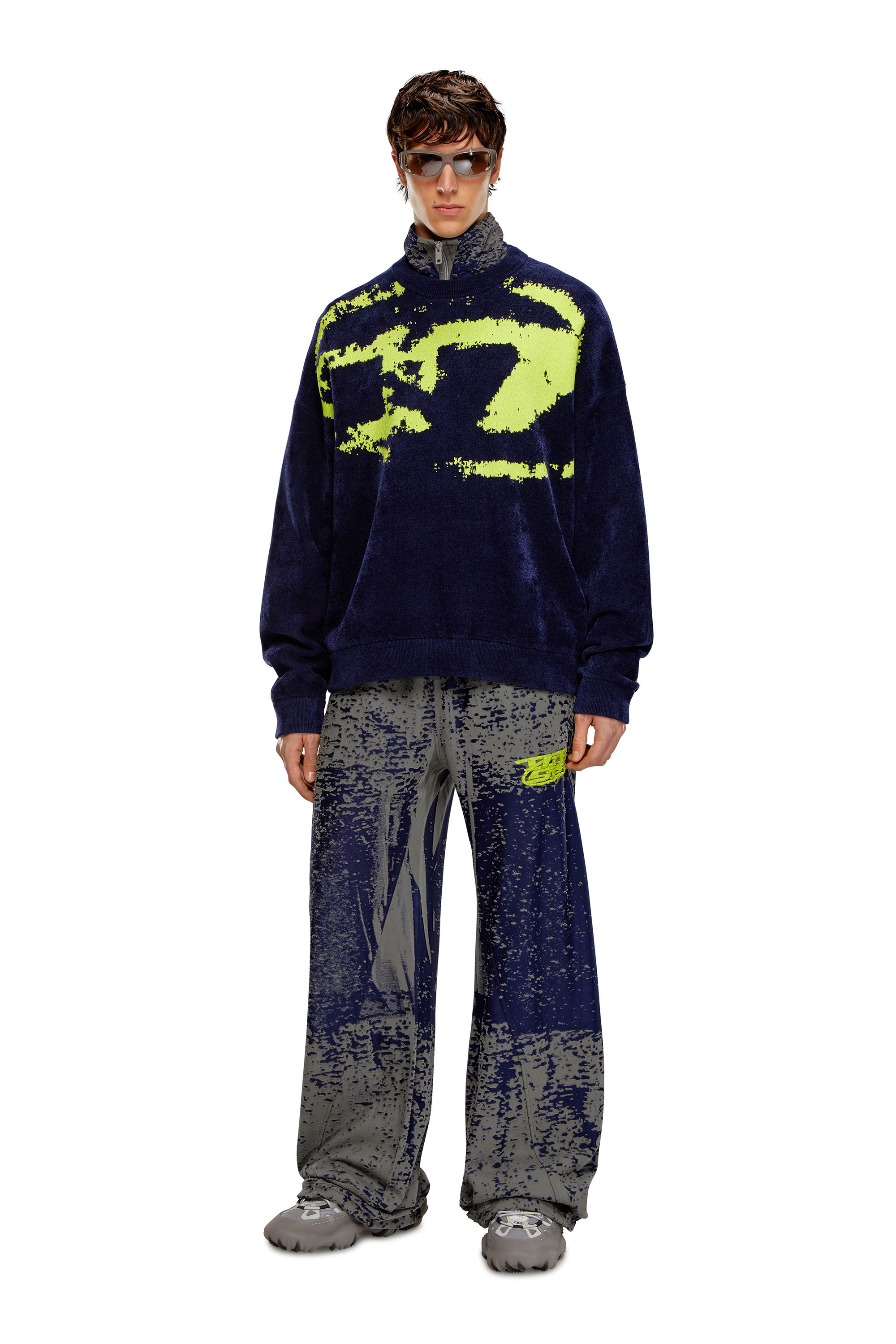 Diesel - P-SOLEO-POCK, Man Burnout sweatpants with puff-print logo in Blue - Image 2