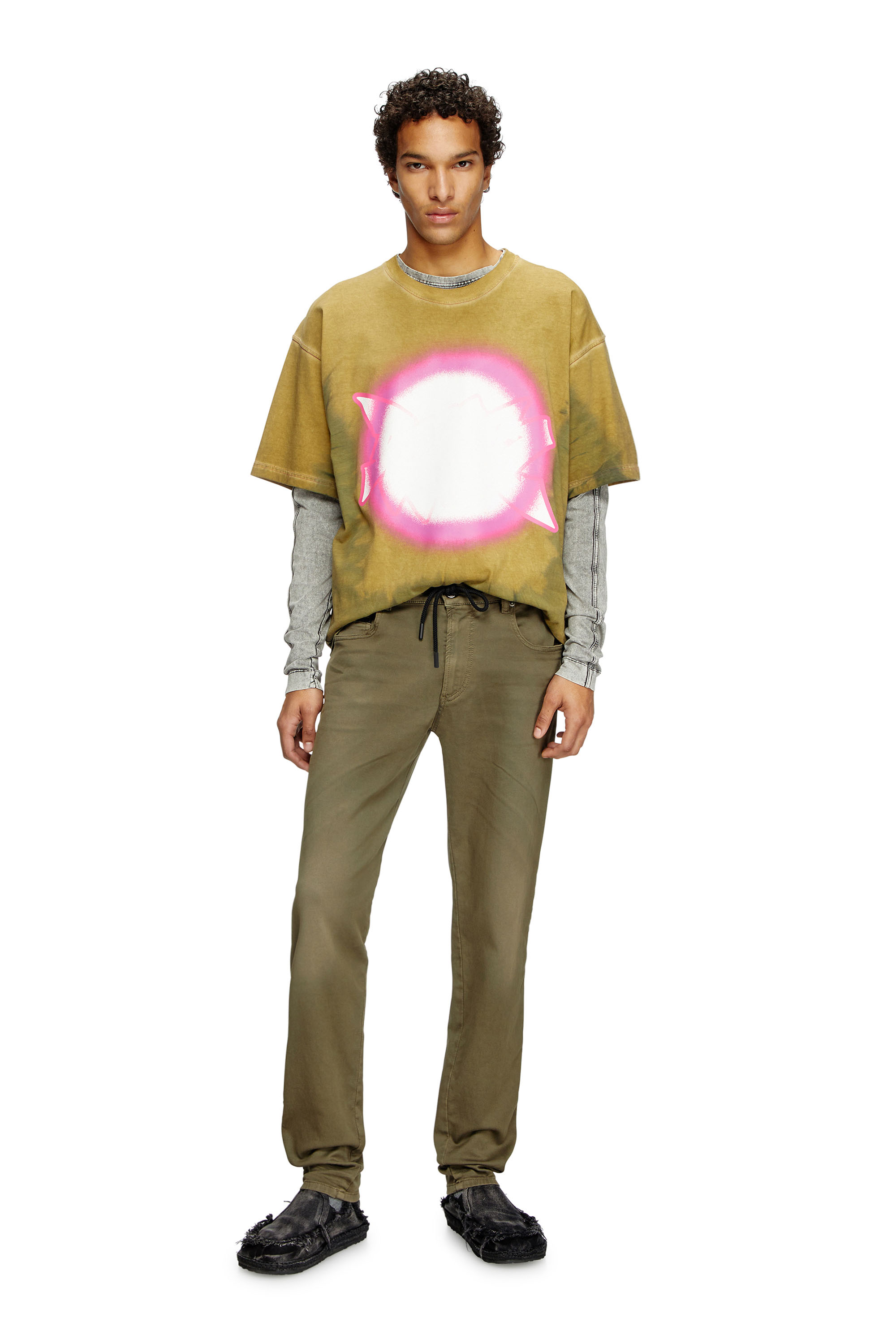 Diesel - Man's Slim 2062 D-Strukt Joggjeans® 0670M, Green - 1