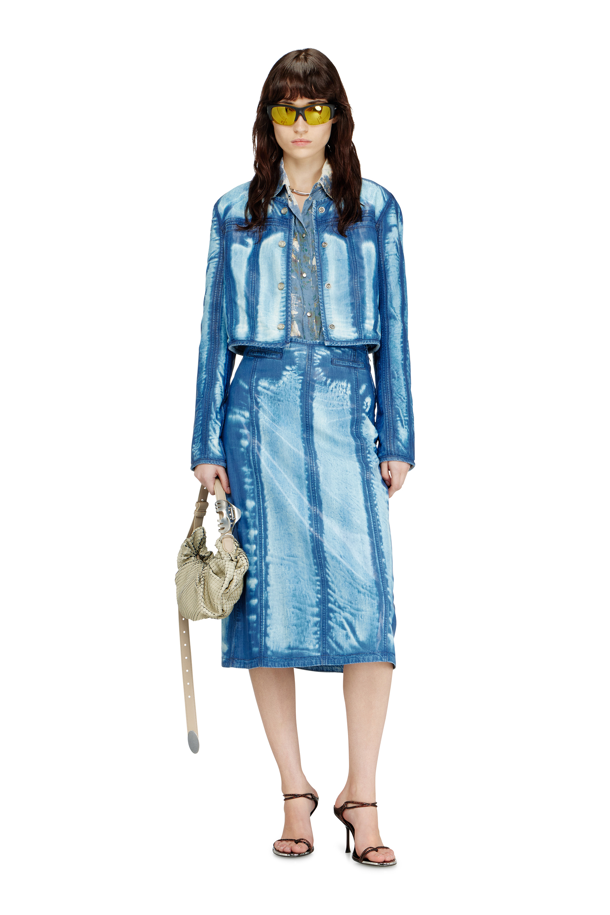 Diesel - GRAB-D HOBO S, Woman's Grab-D-Scrunched hobo bag in textured leather in Beige - 2