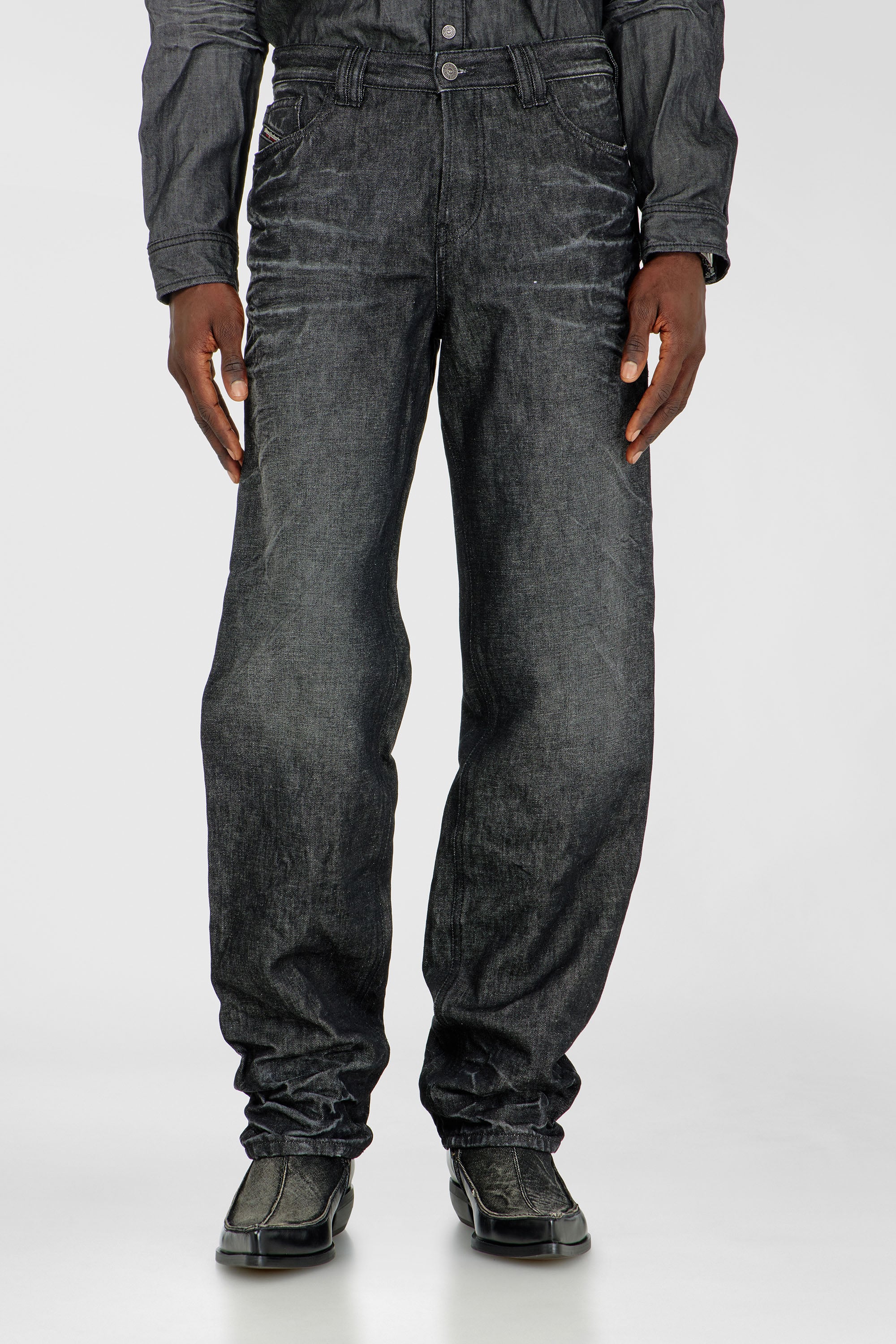 Diesel - Man's Regular Jeans 1991 D-Voeed 09R39, Black/Dark grey - 1