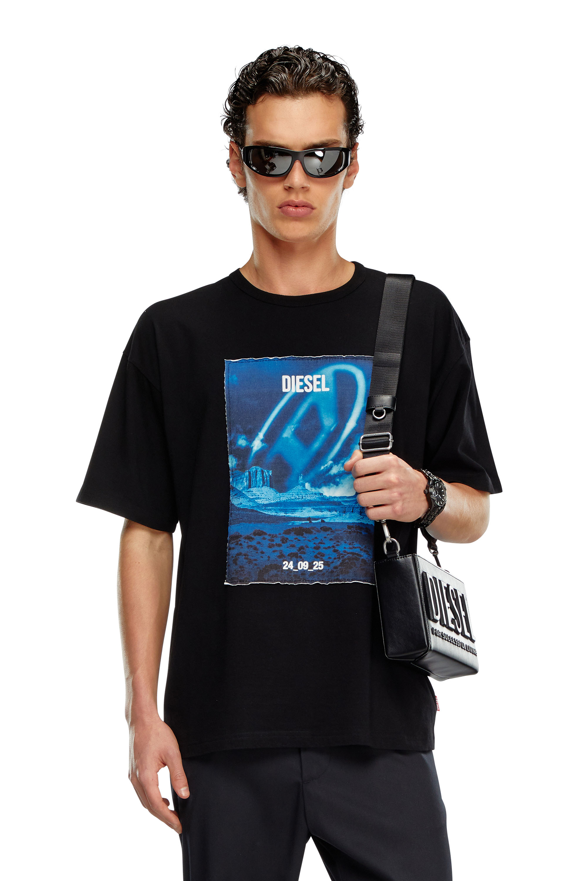 Diesel - T-BOXT-Q16, Man Long-sleeve T-shirt with printed patch in Black - Image 1