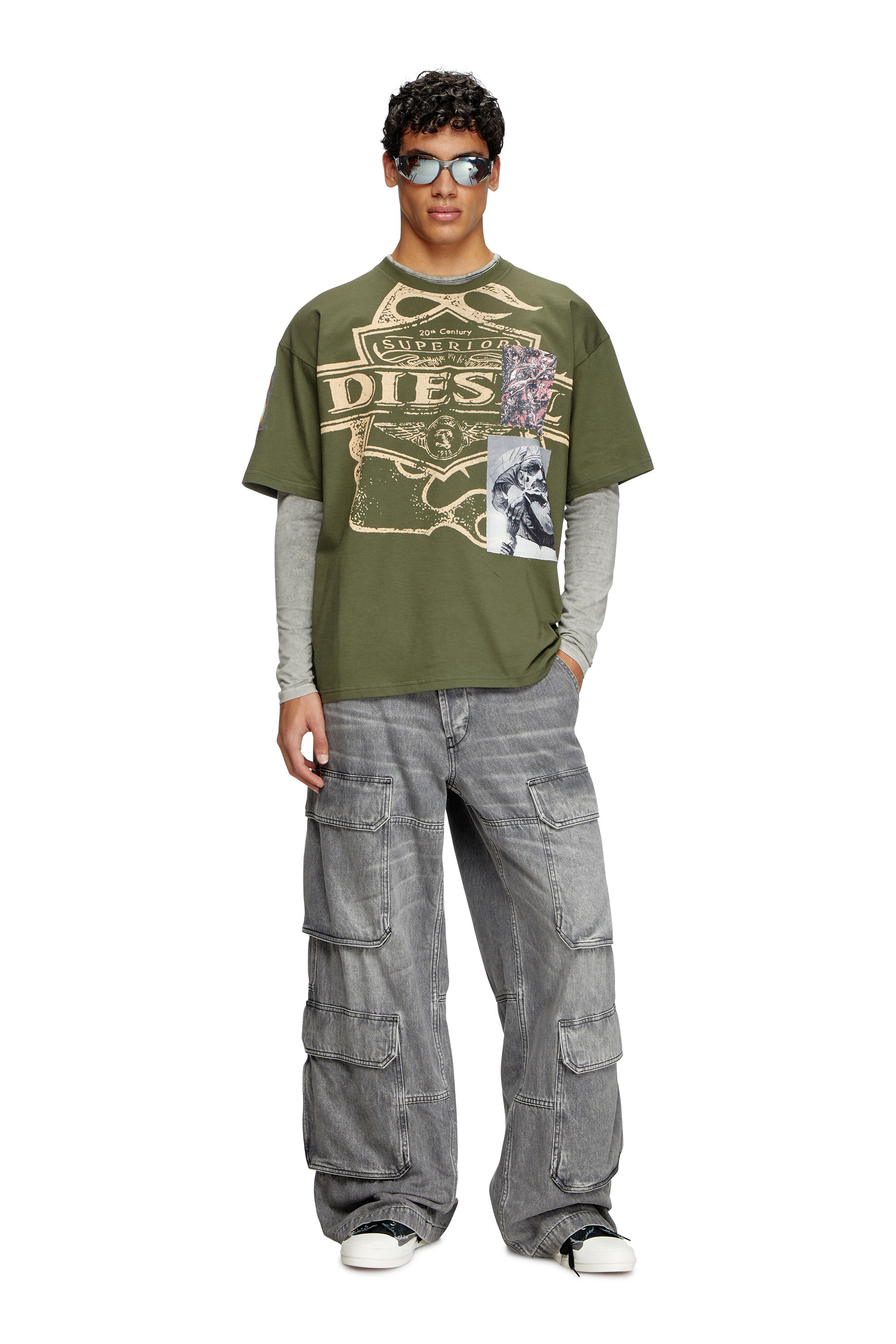 Diesel - T-BOXT-SLITS-R8, Man's T-shirt with patch detail in Military Green - 2