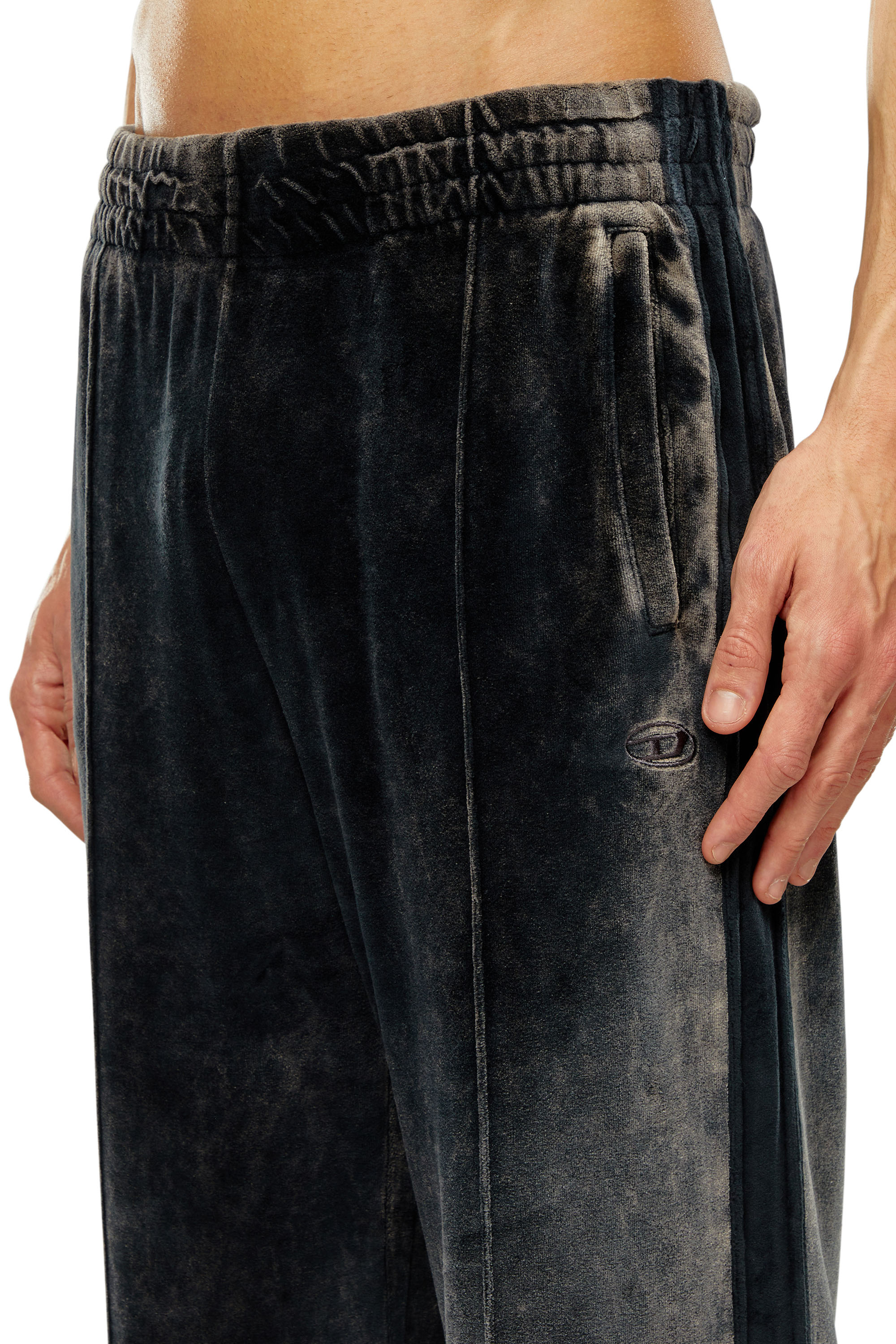 Diesel - P-OZAMP, Man Acid-wash chenille wide-leg sweatpants in Black - Image 5