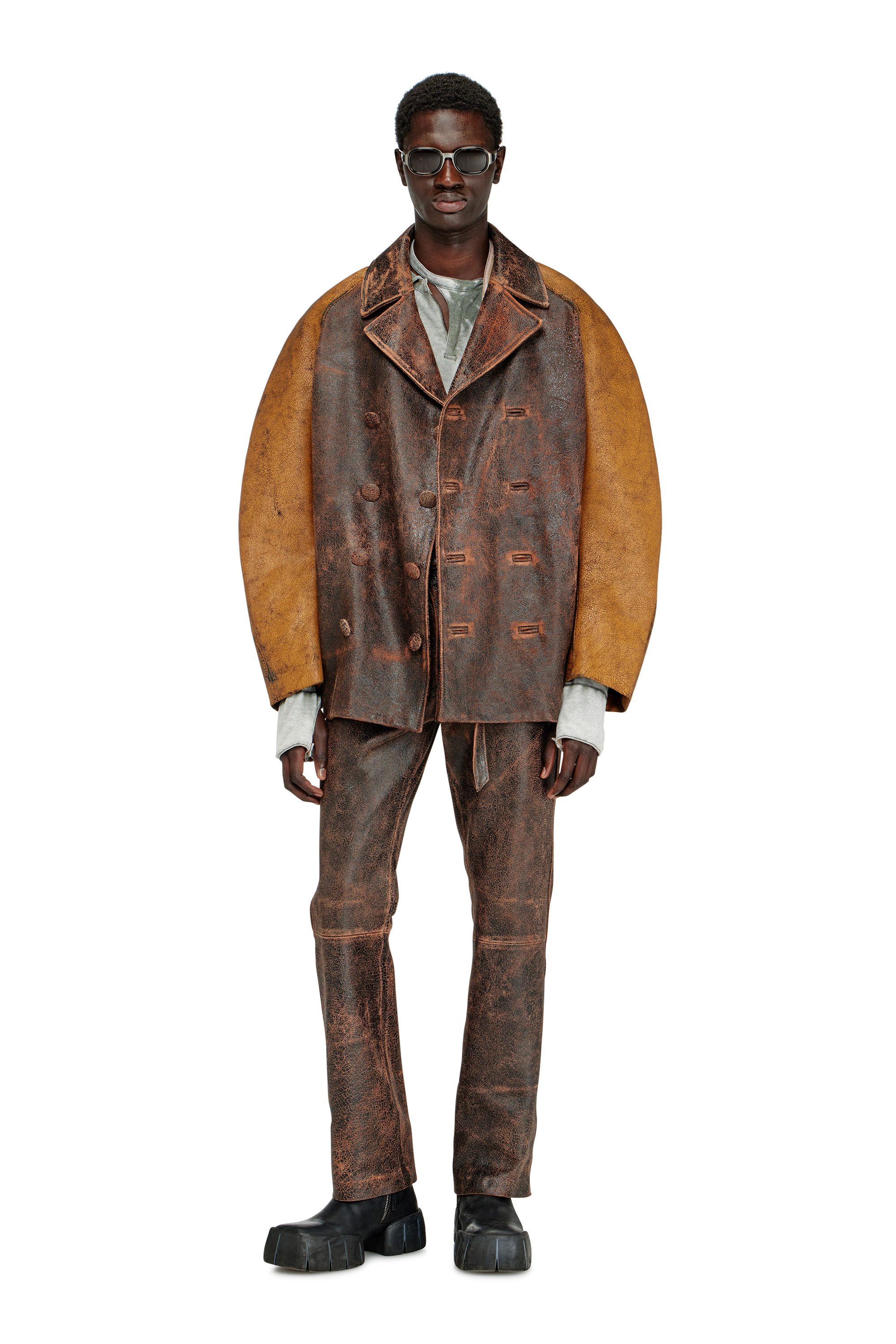 Diesel - L-NAHUN, Man's Cocoon peacoat in crackle leather in Brown - 1