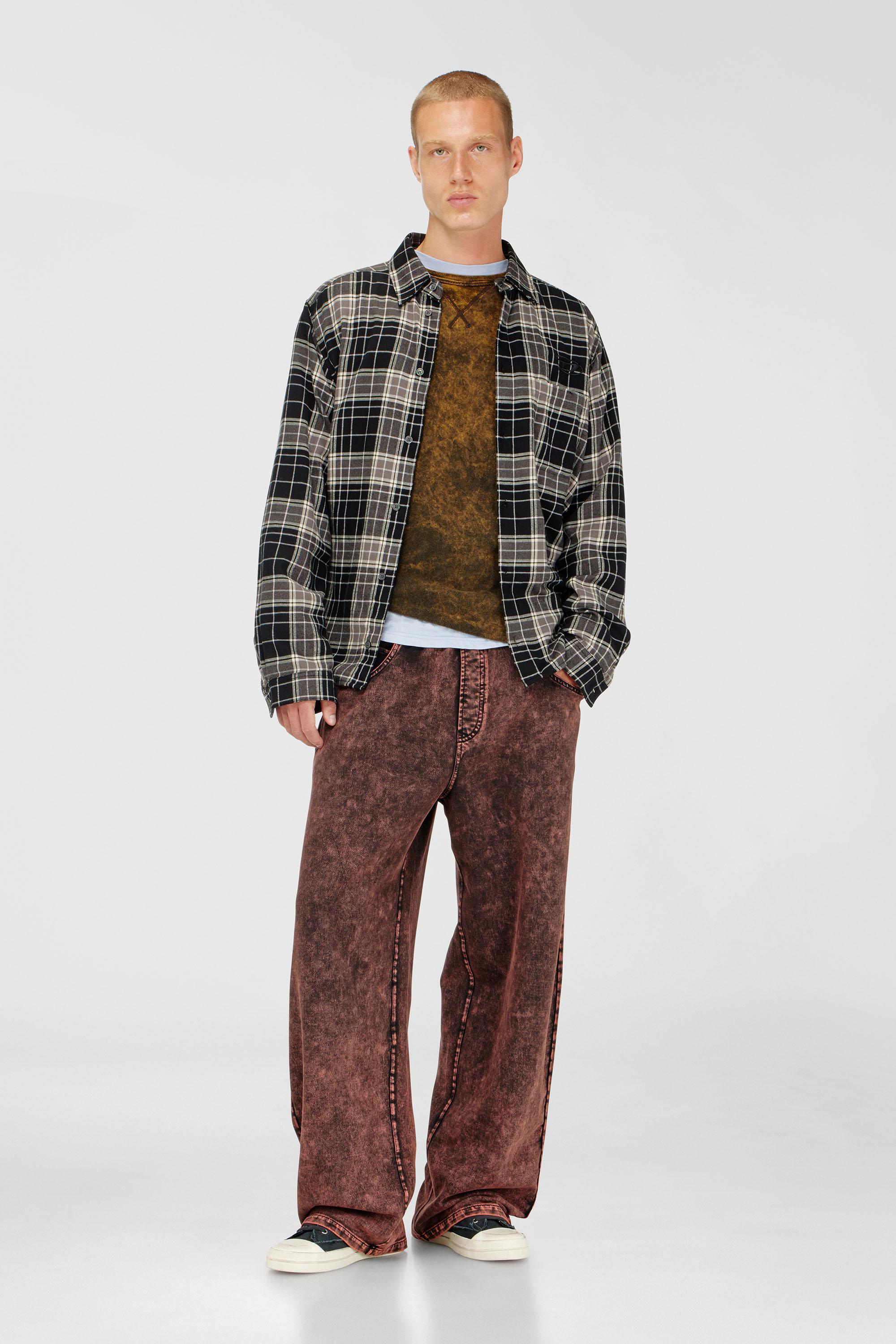 Diesel - T-BOXT-LS-RAW, Man's Acid-wash long-sleeve T-shirt with frayed details in Brown - 2